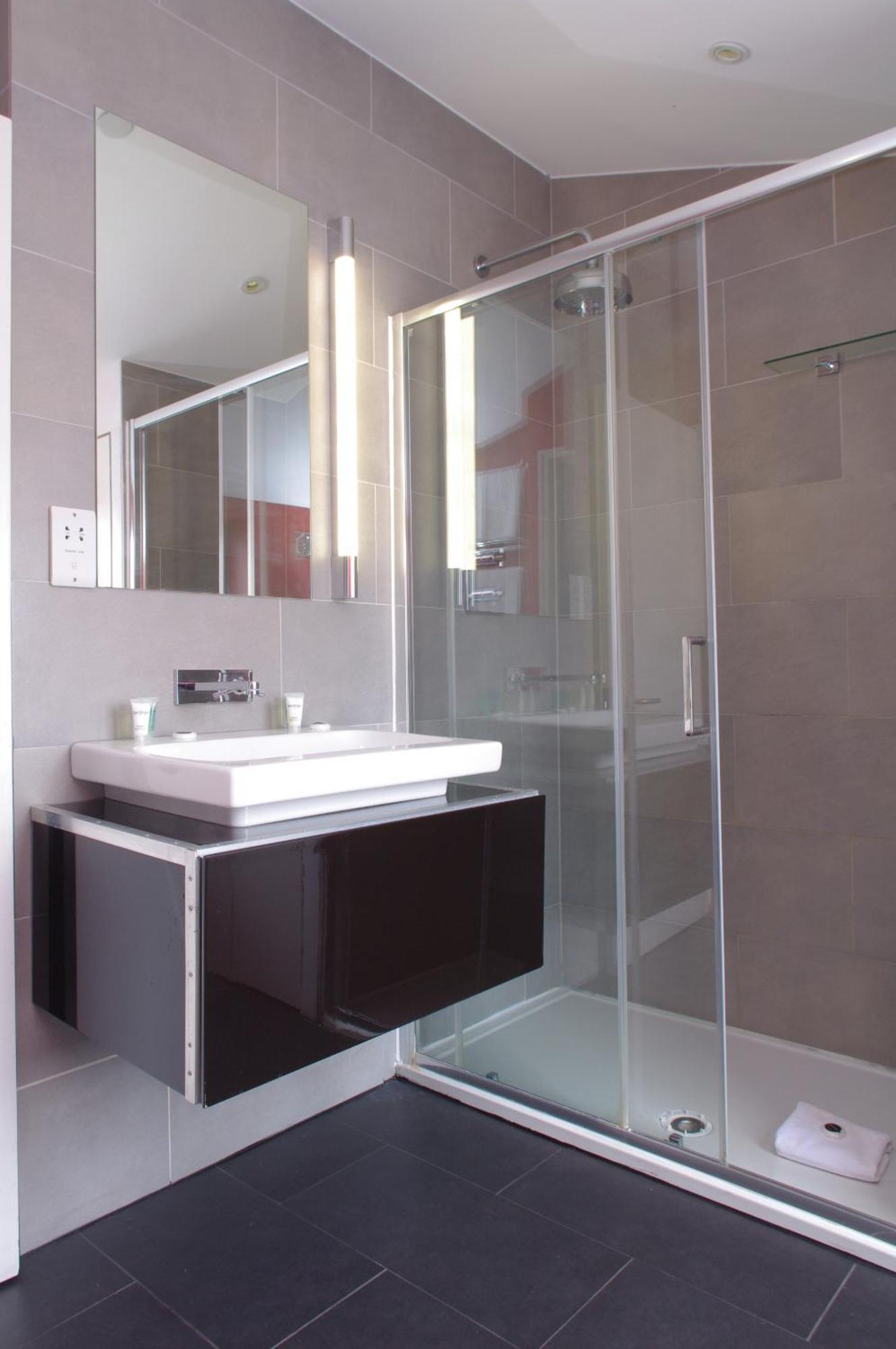 Comfortable Waterloo Home Near Thames ลอนดอน ภายนอก รูปภาพ