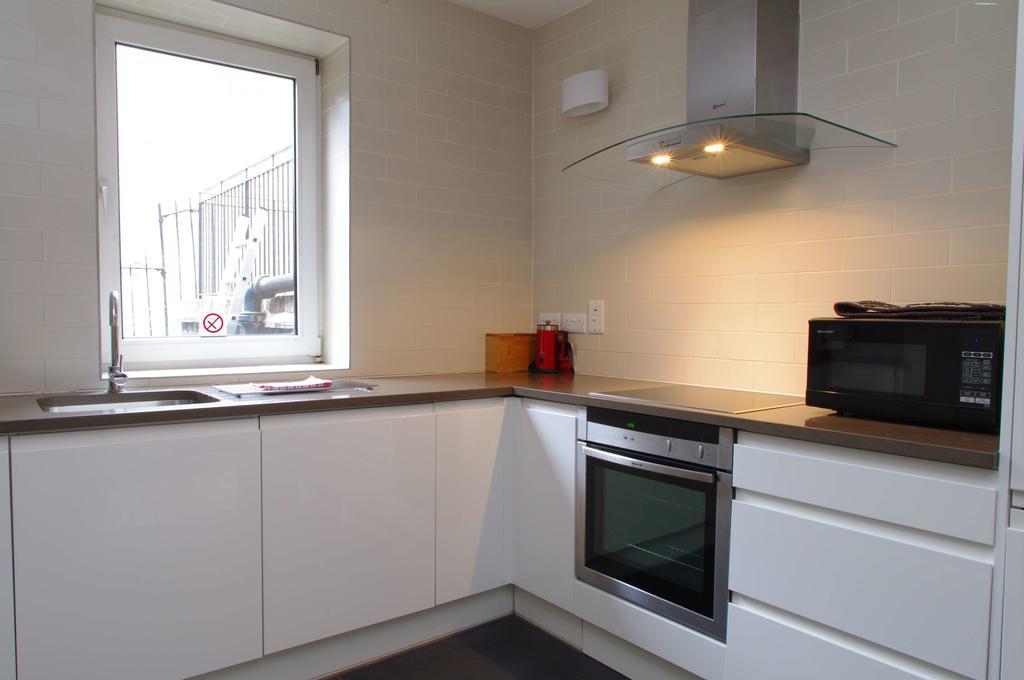 Comfortable Waterloo Home Near Thames ลอนดอน ภายนอก รูปภาพ