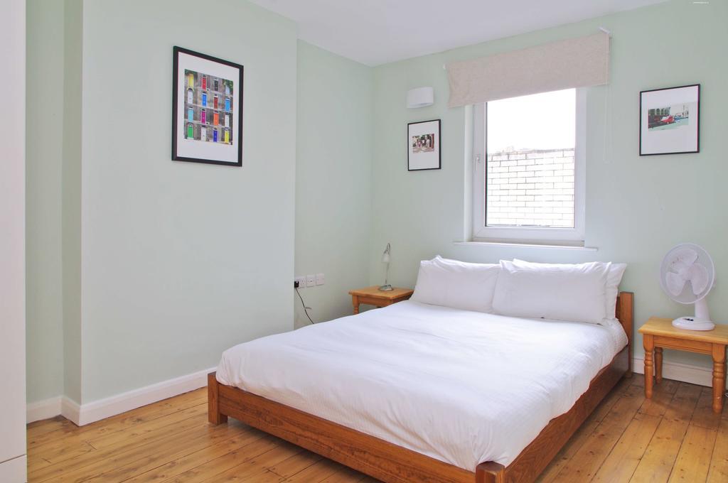Comfortable Waterloo Home Near Thames ลอนดอน ภายนอก รูปภาพ